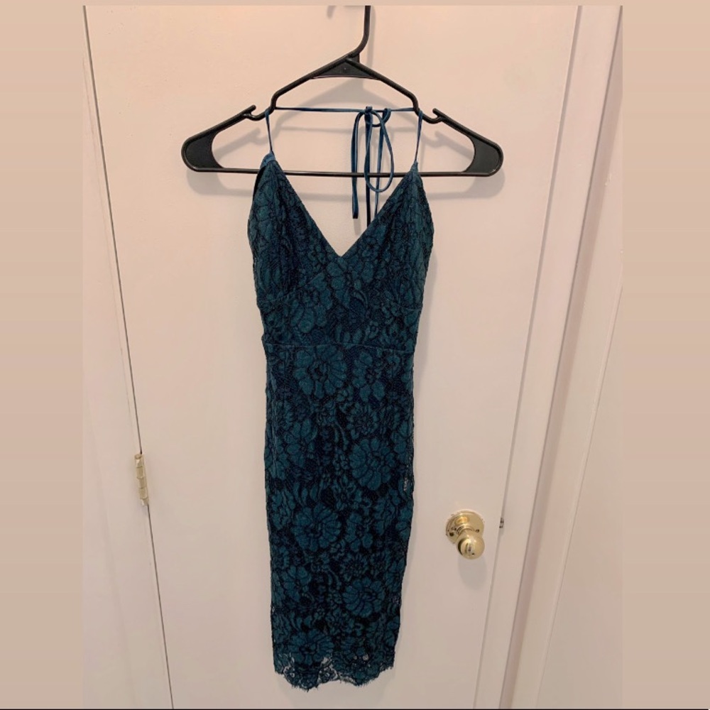 Lulu’s size small lace dress, teal/dark green